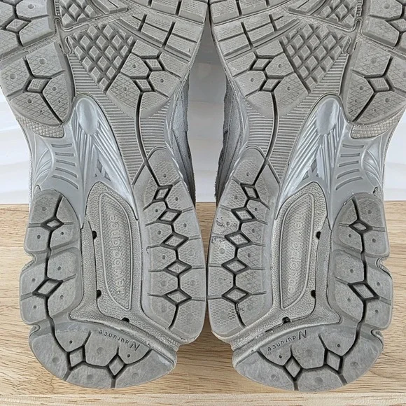 New Balance 2002R Sneakers Mens Size 8‎ D Incense Athletic Shoes ML2002RP